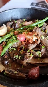Ang gara ng ginawa sa sinigang. Grabe talaga mag level up ng Filipino food ang Locavore! | Jayzar Recinto