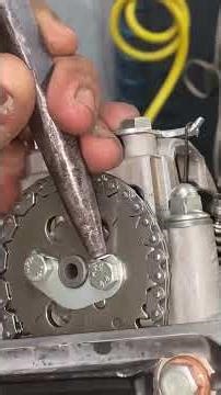 TVS service centre full engine repair 🤨#subscribers #engine 👈#shortvideo 👈
