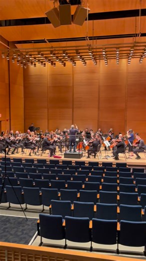 19 reactions | Dress rehearsal at Granoff Music Center, Tufts University. Beethoven Symphony No 1 conducted by Ronald Braunstein. What an inspiring afternoon! #ClassicalMusicForMentalHealth #Beethoven #BipolarDisorder #Schizophrenia #Depression #Recoveru #StigmaFreeZone | Me2/ | Facebook