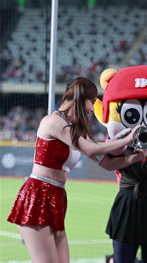 2026 0228 日本火腿鬥士 V.S. 味全龍 「劉基鴻全壘打」金娜妍김나연 #啦啦隊 #cheerleader #台湾チアリーダC #치어리더 #人像攝影