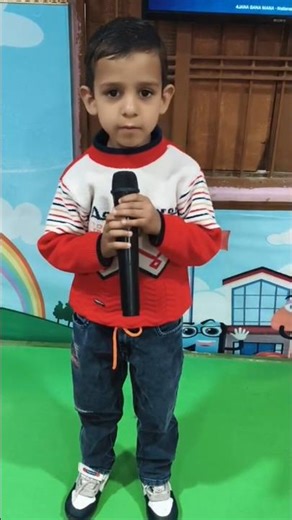 कविता से पहले क्या बोलते हैं!! 🤗🤗#english #shorts