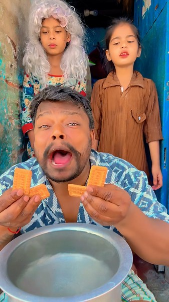 😂Cute baby is confused 🥹mamu being funny😂#viralreels #comedyshorts#funnyreel #funniestvideo#trend