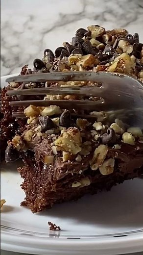 Chocolate Turtle Poke Cake #shorts