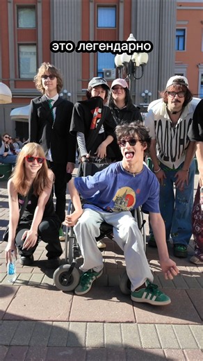 07/24: BLONDE GIRL - Positive Disabled Person, tiktoker #shorts #recommendations #russia #disabled