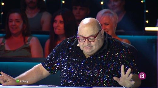 #LALALA avui torna amb més espectacle, humor i emoció! 🌟 Els talents de tot l’arxipèlag faran vibrar l’escenari amb música, passió i molta energia 🎶🔥 Amb Torito i Rosa de Lima, prepara’t per una nit plena de sorpreses, rialles i grans actuacions 💃🎭 💥 No t’ho perdis! 💫 Avui a partir de les 21.50 h | IB3