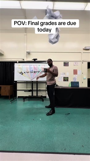 Final Grades Due Today: Teacher’s Last-Day Moments