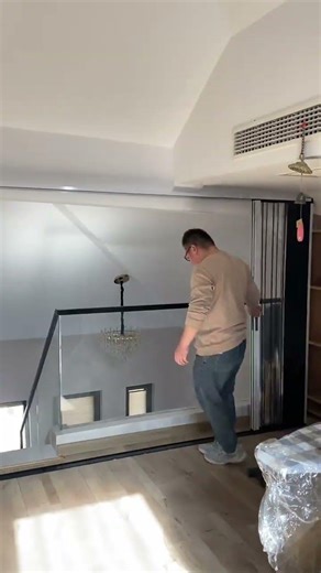 十分钟装好客户吓一跳免打孔不破坏墙壁隔冷隔热折叠门#隔断门 #折叠门#隐形推拉门