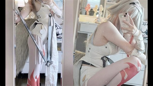 经典画师自己cos