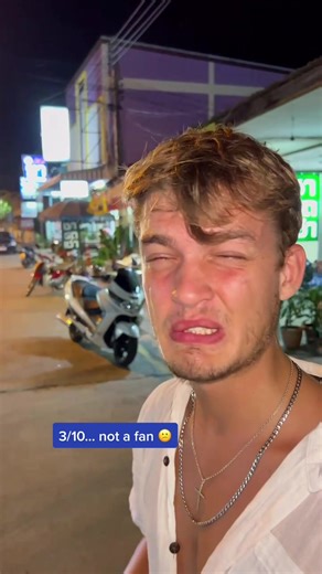 Tasting Crazy Thai Candy from 7-Eleven