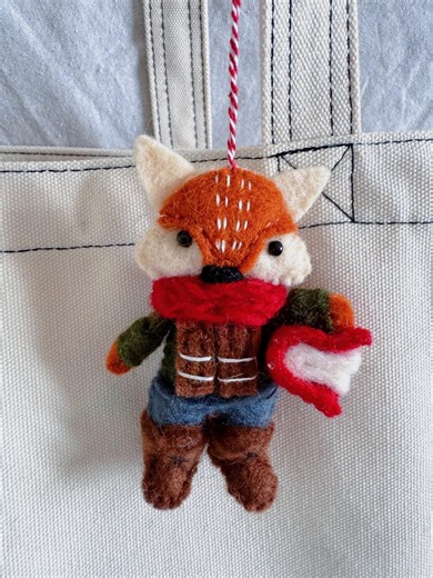 Handmade felted wool fox with book | Cute intellectual-style animal | Christmas tree ornament | Home decor | Original gift