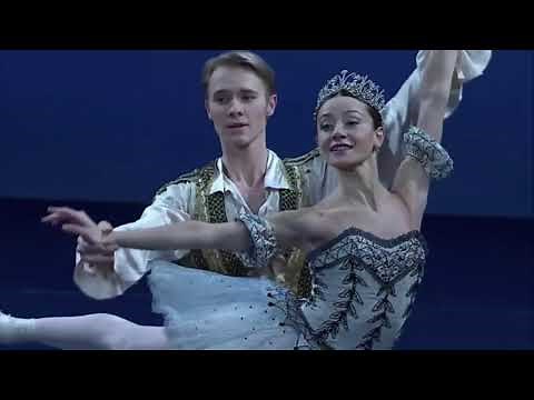 Casse-Noisette: Pas de deux - Danse du Prince et de la Fée Dragée. Tchaikovsky: The Nutcracker Op.71