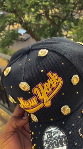 We’re back to what we do best… Place your order and then we’re at your service! #zimtiktokers🇿🇼🇿🇼🇿🇼 #zimfashion #customcap #customized #zimartists #custommade #customcrafts