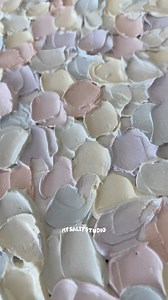 112K views · 65 reactions | Proud teacher moment! 凉 everyone did soo well! Show her some love in the comments, I think it would mean the world to her  If you want me to come to your school / workplace / event and teach textured art, send me a message! Let’s chat 﫶 . Watch this space, I’ll be posting some videos of all the other students’ artworks very soon! #texturedartworkshop #texturepainting #texturedart #goldcoastartist | My Salty Studio | Facebook