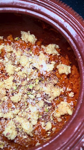 Delicious Gajrela Recipe with Khoya and Carrots