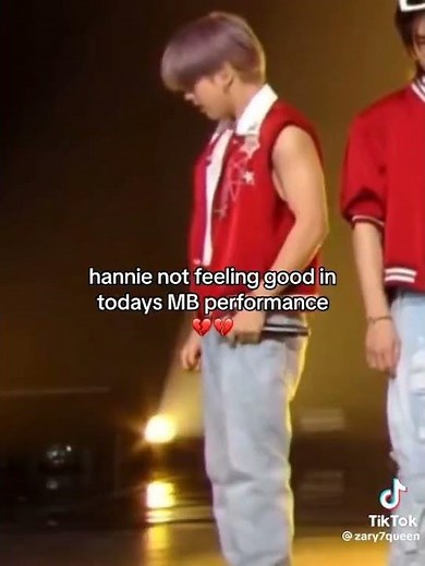 Stray Kids Han panic attack during live performance 💔 #hanjisung #sclass #han #straykids #kpop