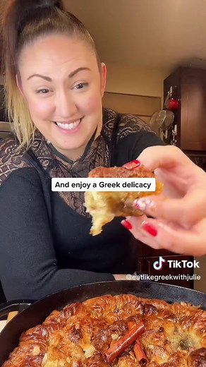 Greek Traditional Baklava Rolls Recipe | Homemade Saragli