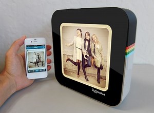 Instacube is a Fancy Digital Picture Frame for Sharing Instagram Photos