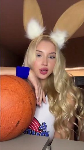 She’s hereee FashionNova
