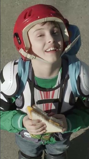 🦖 Albertosaurus Dino Attack… for a Sandwich! 🥪 #dinosauradventure ‪@Smart_Kids_Youtube‬