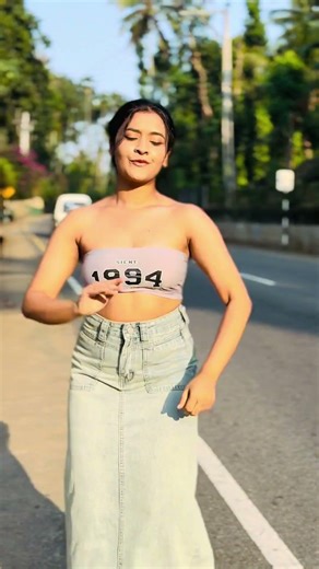 වෙන ඕන දෙයක් වෙච්චාවේ ❤ #dance #srilankatiktokvideos #sunhalagossip #actressvideo #girldance