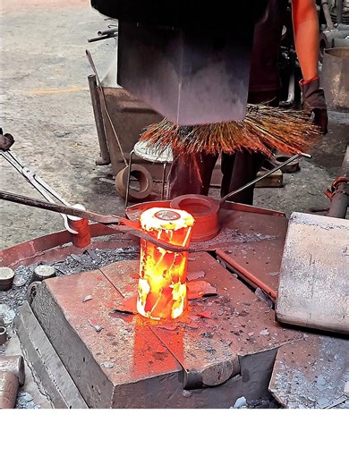 Inside the forging factory Drawing Steel Like Liquid #forge #forging #swaging #machine #blacksmith