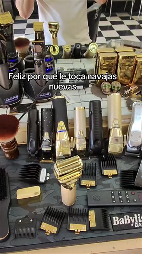 Técnicas de Barbero: Navajas Nuevas y Estilos de Corte