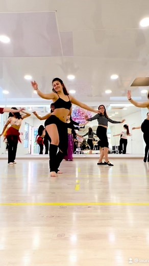 Explora el Arte de la Danza del Vientre