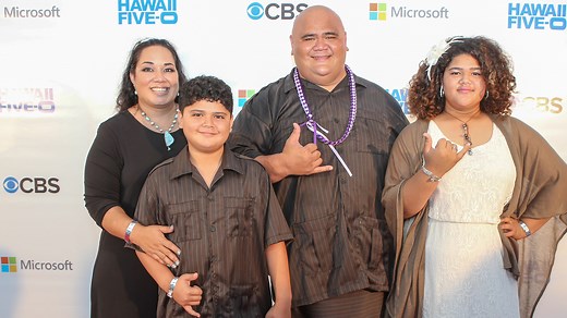 Meet Taylor Wily's wife, Halona