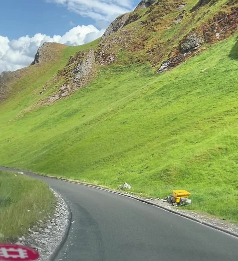 Winnats Pass in the Peak District | Bridget Wilkinson Art