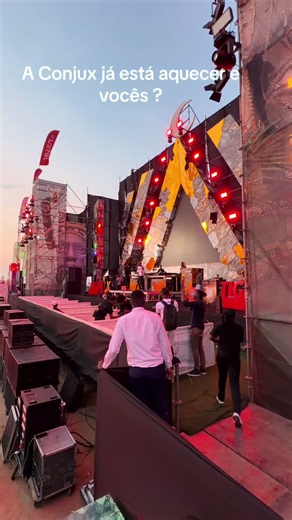 Ilha de Luanda hoje: eventos, luau e festa na praia