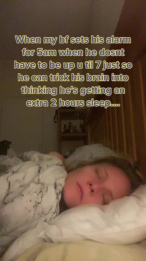 But then im wide awake 😭😂 #why #wakingup #mornings #ihatewakingup