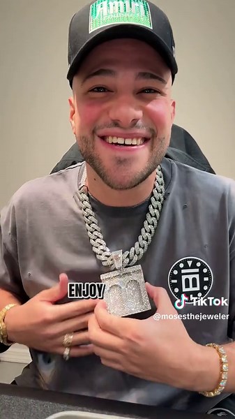 Unboxing My New Trophy: A Dazzling 250 Carat Masterpiece