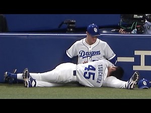 回転しながら甘えてくる土田龍空に困惑するアリエル（笑）（2022年9月24日）