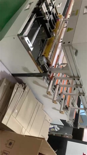 iron sheet pasting machine #ironsheetpastingmachine #rigidboxmakingmachine #packagingsouthafrica #packingorders #rigidbox #packagingorders #packagingsolutions #giftboxmaking #hardbox #rigidboxmachine #rigidboxmachinealgeria #perfumeboxmaking