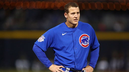 Anthony Rizzo celebrates career, throws ceremonial first pitch at Cubs game