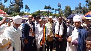 2.4K views · 184 reactions | የአንኮበር ሕዝብ ለልዑልነታቸው ልዑል ኤርምያስ ሣህለ ሥላሴ እና ለልኡካኖቻቸው ያደረጉት አቀባበል | Ethiopians for Constitutional Monarchy | Facebook