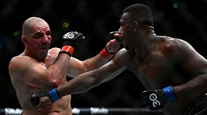 Jamahal Hill dominates main event to win light heavyweight title