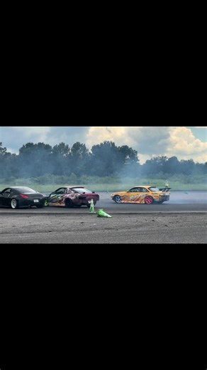 Small clip from OSW on 8/17. #Drift #orlando #drifting #driftcar #orlandodrift #oswdrift #tandem | Dizzibrz