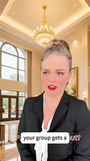 #hotel #hotelworker #talesfromthefrontdesk #tiktok #foryou #jessicavanel #humor #story #storytime #greenscreen #fyp