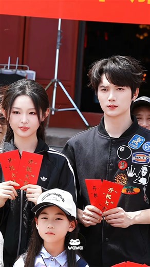 li keyi shorts drama queen started her new drama with wang pengyuan