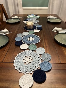 Winter Snowflake Crochet Table Runner Pattern, Winter Floral Decor (PDF) - Etsy