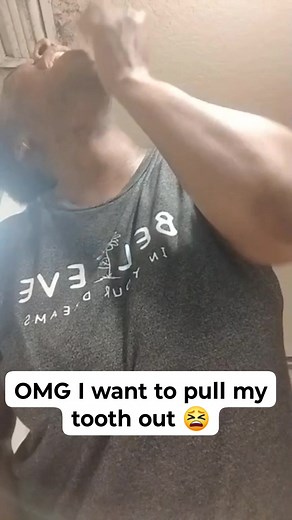 #OMG I want to pull my tooth out 😭 | Jezma Shaw