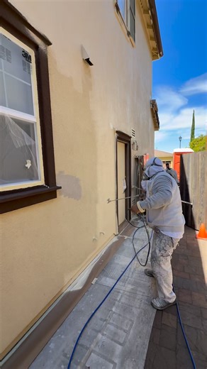 Spray day. 🎨 #exteriorpainting | Felix’s Painting