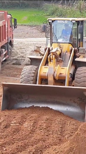 SDLG LG956L Wheel loader Work 🔥 #SDLG #machine #wheelloader #loader #construction #heavyequipment #HeavyEquipmentExperts | Heavy Equipment Experts