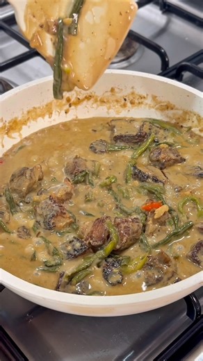 4.9K views · 105 reactions | Bicol express naman daw #fblifestyle #bicolexpress #cooking #mukbang #DaddyDee | Daddy Dee | Facebook