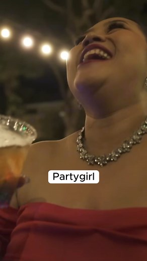 Zeit das Party Girl rauszulassen🥳 👰‍♀️ Wild Wild Wedding ➡ Montags um 20:15 Uhr auf #TLC #WildWildWedding #Weddingplanner #Hochzeit #Partygirl #Party | TLC Deutschland
