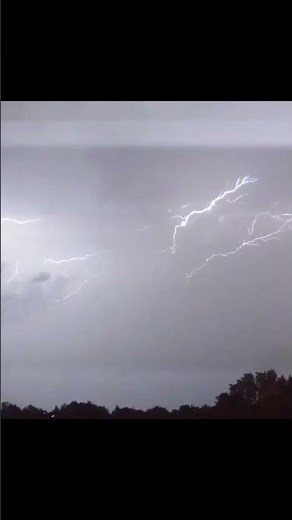 Most INSANE Lightning Strike Caught On Camera