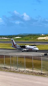 The skies over Antigua were absolutely buzzing this past weekend! 🛫✈️🛬 From international carriers bringing visitors from North America and Europe to regional flights connecting us across the Caribbean, plus private jets touching down, the activity was virtually non-stop. Of course, more flights mean more visitors discovering our many beaches ⛱️and the warmth of our people. 🫂 The momentum already looks strong going into 2️⃣0️⃣2️⃣6️⃣. Well done to all our dedicated staff and stakeholders! Here