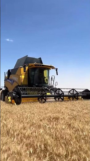 🔥 New Holland CX 8.90 PLMi – 2026 Combine Harvester of the Year 🔥🌾