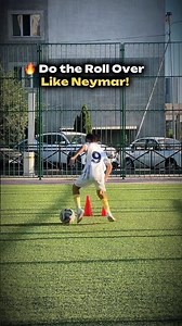 Do the Roll Over Like Neymar! 🤩⚽ #footballtraining #football
